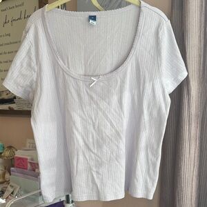 Old Navy Lavender Short Sleeve Tee with Bow